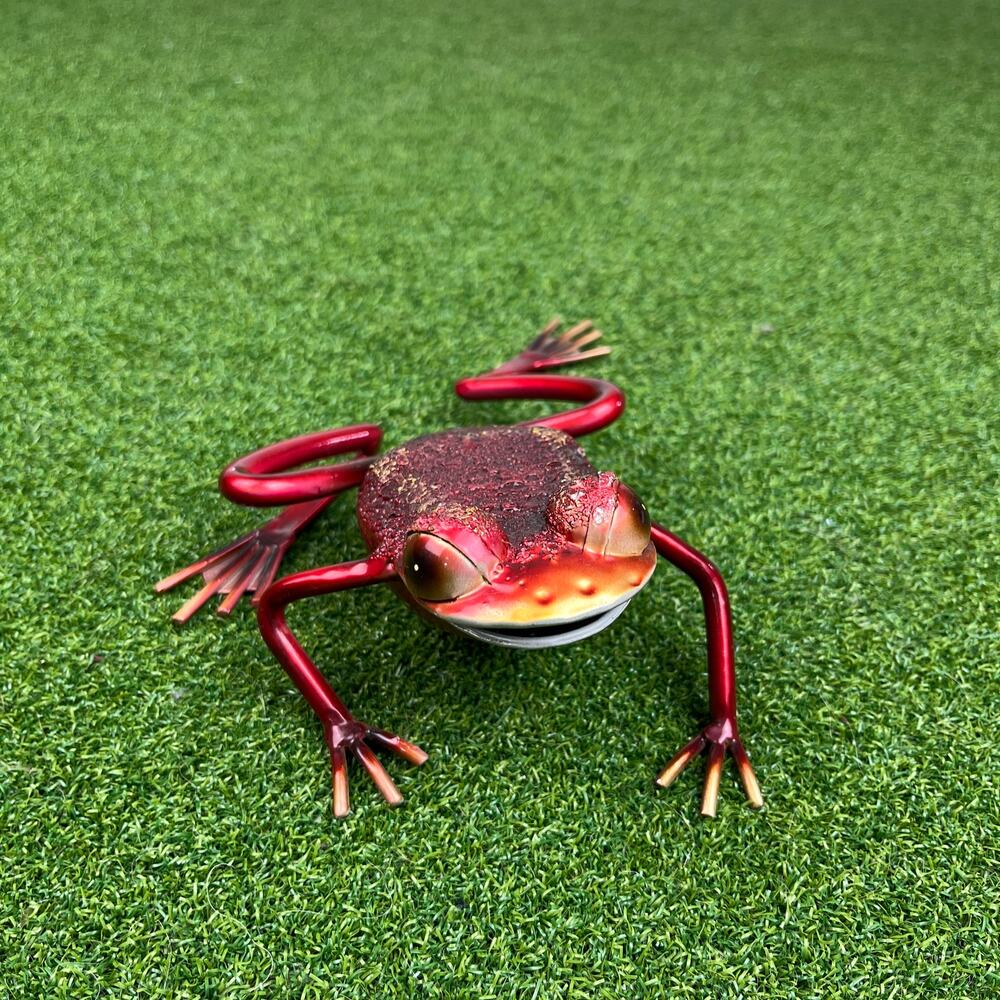 Decorative Red Black Metal Frog Indoor Outdoor Garden Sculpture